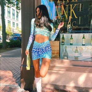 SOLD Omighty Blue Dot Set in Size Small